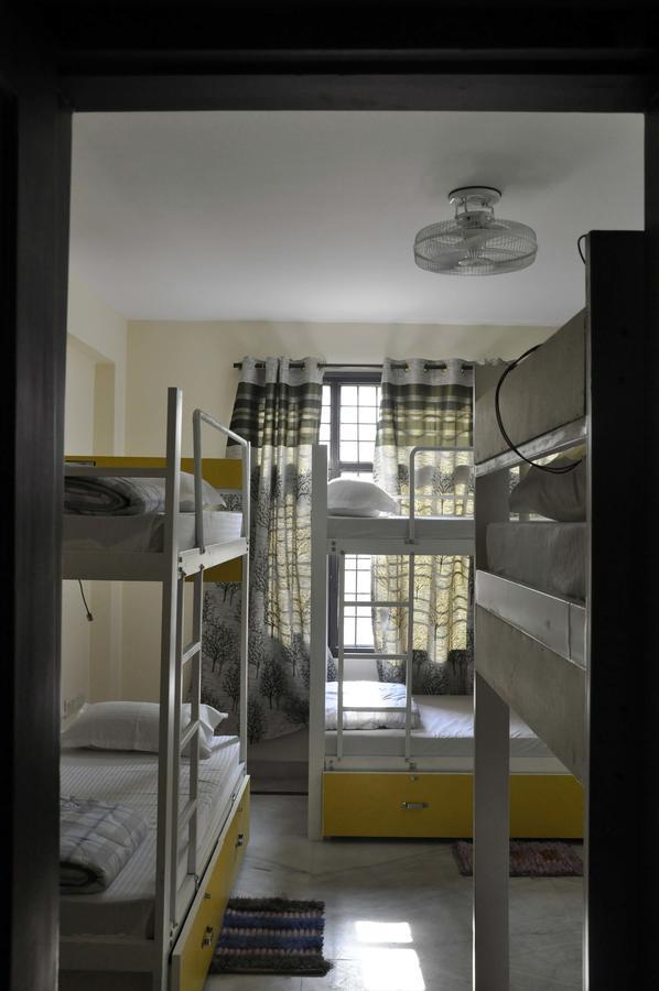 Friends Hostel New Delhi Eksteriør bilde