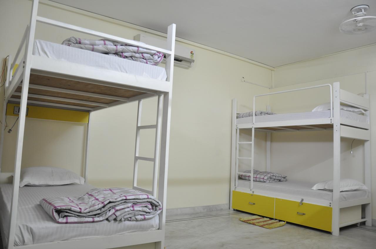 Friends Hostel New Delhi Eksteriør bilde
