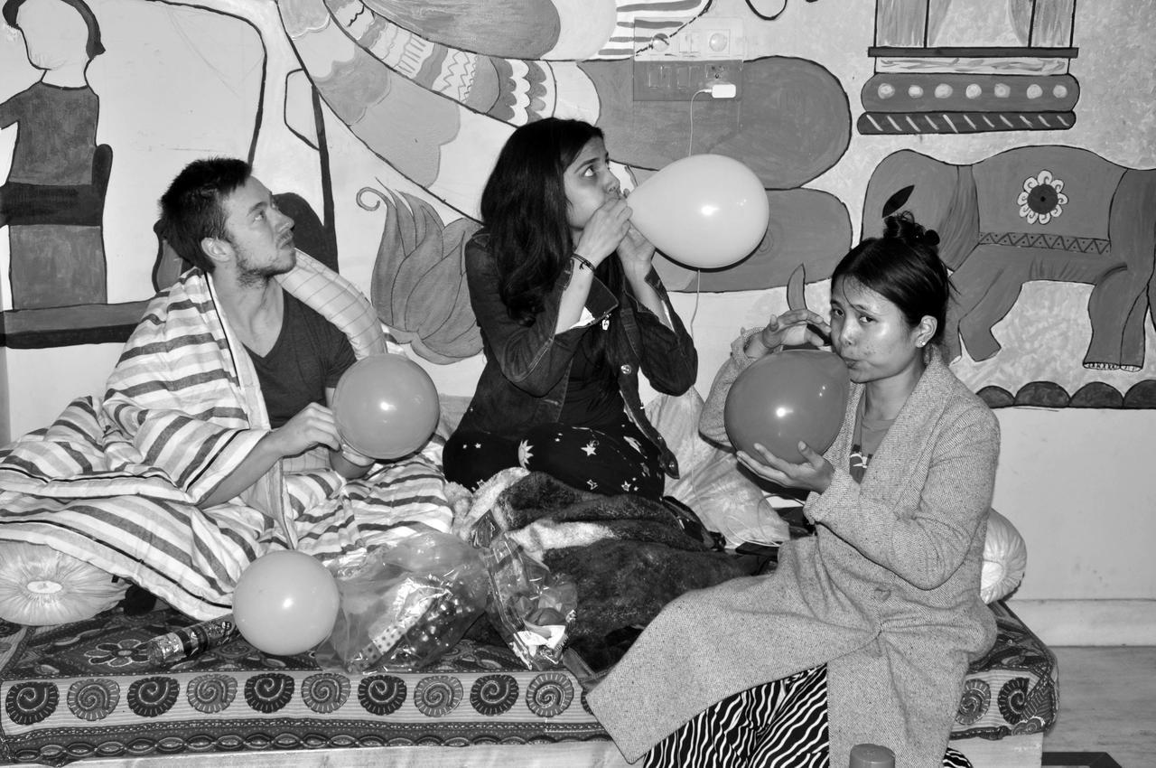 Friends Hostel New Delhi Eksteriør bilde